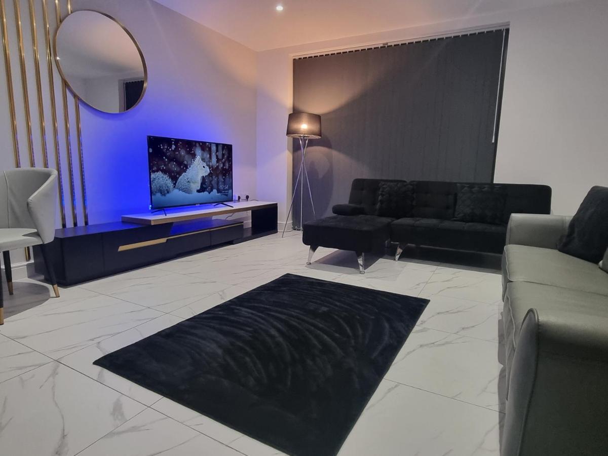 Mna Superior Apartments Bradford  Dış mekan fotoğraf